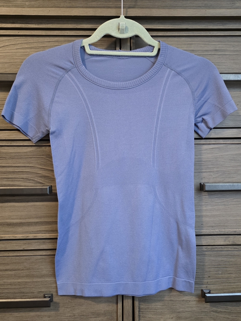 Lulu Women's Lavender Blue Short-Sleeve Top Size Small